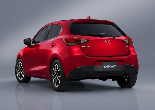 Mazda trình làng phiên bản nâng cấp Mazda2 ảnh 16