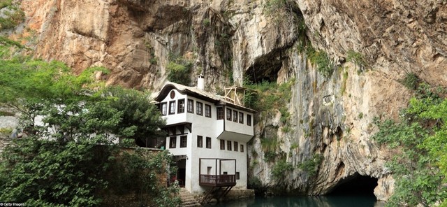 Những điểm du lịch đẹp tuyệt vời mà rất ít người nghe danh ảnh 9