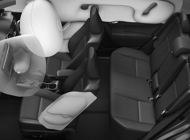 Toyota ra mắt phiên bản nâng cấp mới cho Altis ảnh 9