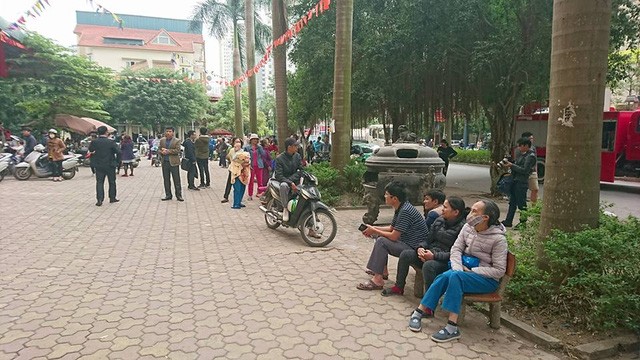 Hà Nội: Cháy lớn tại bể bơi lọt giữa 3 tòa chung cư Xa La ảnh 5