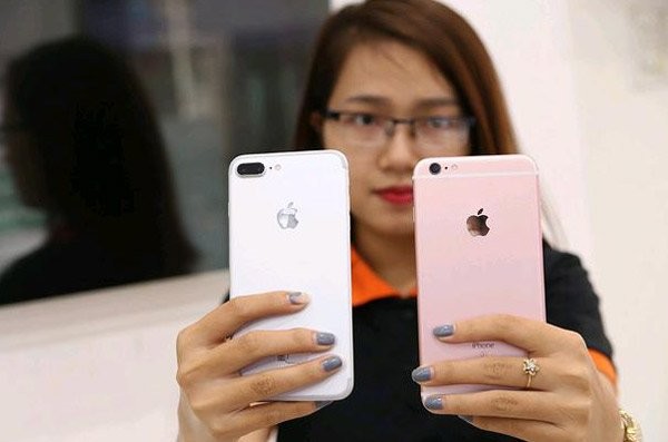 iPhone 7 giảm giá sâu, khuyến mãi lớn vẫn vắng khách ảnh 1