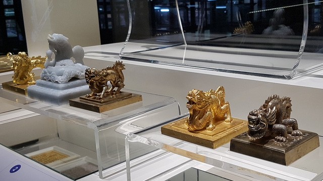 64 Bảo vật hoàng cung triều Nguyễn lần đầu về lại cố hương ảnh 3