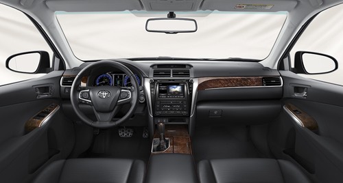 Toyota Camry mới giá từ 1,1 tỷ tại Việt Nam ảnh 2