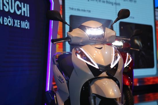 Peugeot lắp ráp xe máy tại Việt Nam, Honda nhập khẩu SH300i ảnh 3