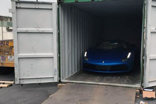 Siêu xe Ferrari 488 Spider đầu tiên về Việt Nam ảnh 1