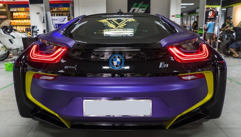 BMW i8 màu tím 'cực độc' tại Sài Gòn ảnh 2