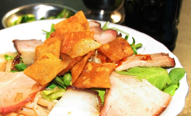 Ngồi lầu cao ăn cao lầu mới đúng điệu! ảnh 2