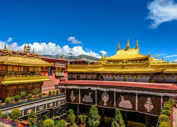 Chùa Trấn Quốc được bình chọn top những ngôi chùa đẹp nhất thế giới ảnh 9