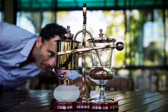 Toàn cảnh thu hoạch cà phê đắt nhất thế giới từ phân voi ảnh 11