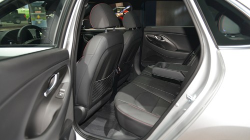 Hyundai Elantra GT - câu trả lời cho Mazda3 hatchback ảnh 5