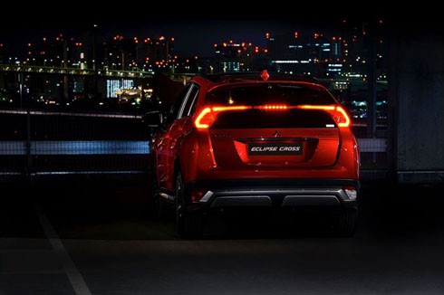 Mitsubishi Eclipse Cross - đàn em Outlander lộ diện ảnh 3
