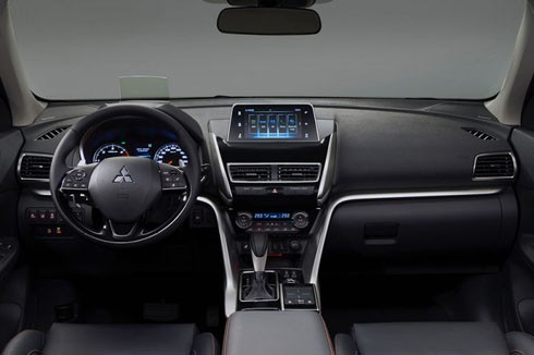 Mitsubishi Eclipse Cross - đàn em Outlander lộ diện ảnh 7