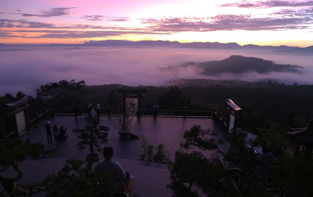 Lên Linh Quy Pháp Ấn ngắm bình minh ảnh 3