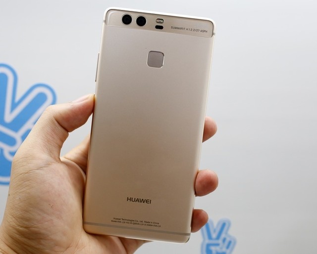 4 smartphone cao cấp giảm giá ngày 8/3 ảnh 3