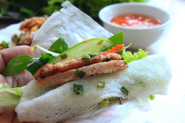 Khám phá thế giới đồ ăn vặt bên bến Ninh Kiều ảnh 4