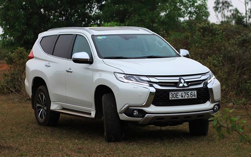 Những mẫu ôtô giảm giá sâu nhất đầu 2017 tại Việt Nam ảnh 5