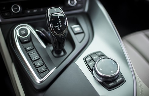 'Hiện tượng' BMW i8 sau hơn một năm giá còn 4 tỷ tại Việt Nam ảnh 4