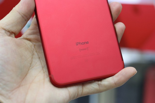 iPhone 7 Plus màu đỏ đầu tiên về Việt Nam ảnh 4