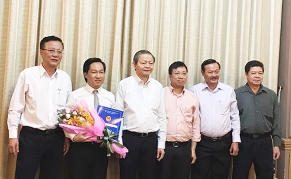 Điều động, bổ nhiệm nhân sự TP.HCM ảnh 1