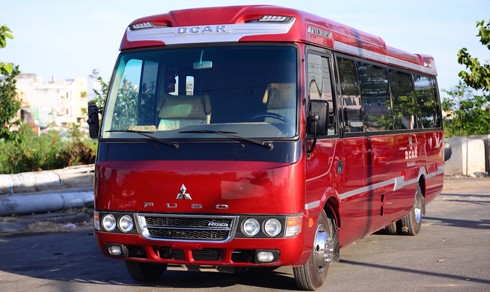 Xe khách độ 12 chỗ giá 2 tỷ độc nhất Việt Nam ảnh 1