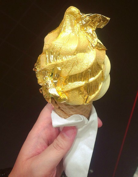 Cây kem dát vàng 24k khuynh đảo Sài Gòn ảnh 5