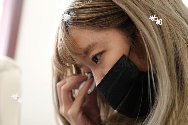 Những cô gái xinh đẹp bạc tóc vì kiếm sống nhờ game ảnh 9