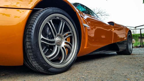 Pagani Huayra - siêu phẩm tốc độ độc nhất Việt Nam ảnh 5