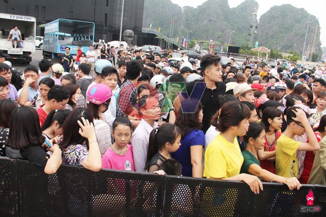 Mạng xã hội “nổ tung” với hình ảnh kín đặc người tại các khu du lịch trong dịp nghỉ lễ ảnh 4