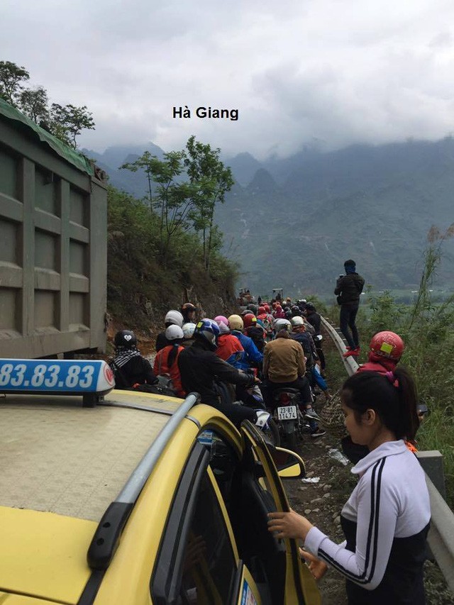 Mạng xã hội “nổ tung” với hình ảnh kín đặc người tại các khu du lịch trong dịp nghỉ lễ ảnh 6