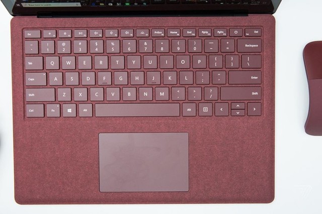 Surface Laptop trình làng với pin 14,5 tiếng, bàn phím bọc vải ảnh 6