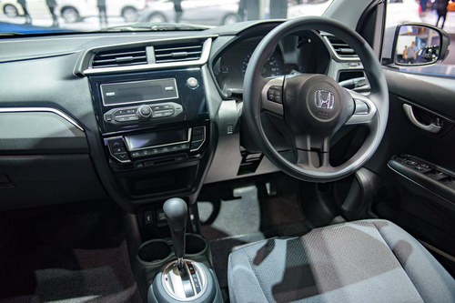 Ô tô Honda 320 triệu: Xe nhỏ, giá rẻ dành cho chị em ảnh 3