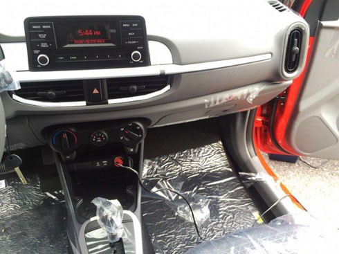 Kia Morning van 2017 đầu tiên về Việt Nam giá 360 triệu ảnh 3