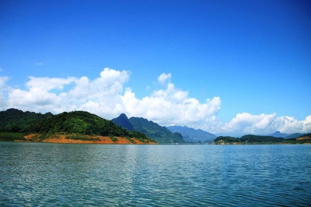 Thung Nai – điểm hẹn lý tưởng mùa hè ảnh 7