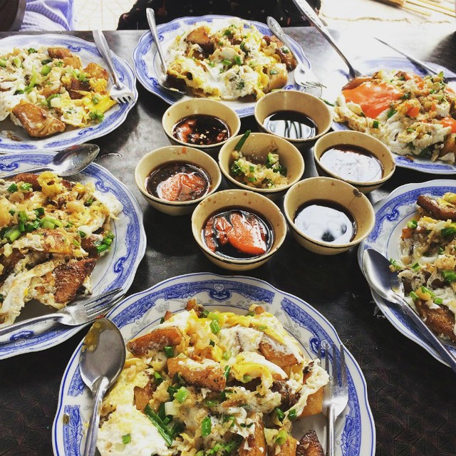 Bát bánh canh hơn 200.000 đồng 'huyền thoại' ở Sài Gòn ảnh 5