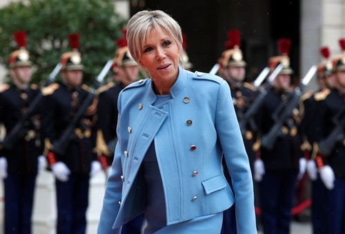 Tổng thống Pháp trẻ tuổi nhất lịch sử nhậm chức ảnh 1