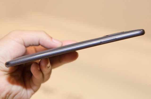 Zenfone AR - smartphone đầu tiên thế giới hỗ trợ thực tế ảo ảnh 5