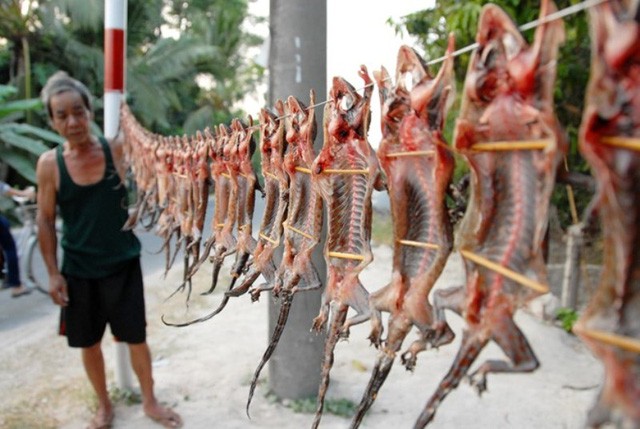 6 món ăn kinh dị miền Tây nhưng “hái” ra tiền ảnh 3