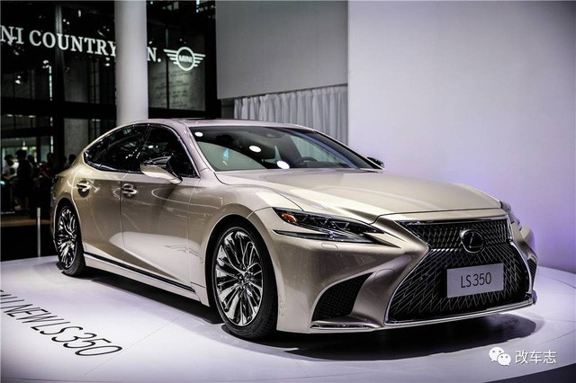 Lexus trình làng mẫu xe cỡ lớn hạng sang giá “rẻ” LS 350 ảnh 2