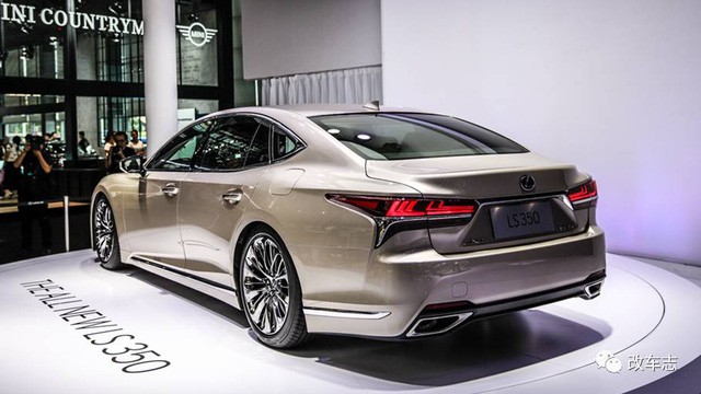 Lexus trình làng mẫu xe cỡ lớn hạng sang giá “rẻ” LS 350 ảnh 4