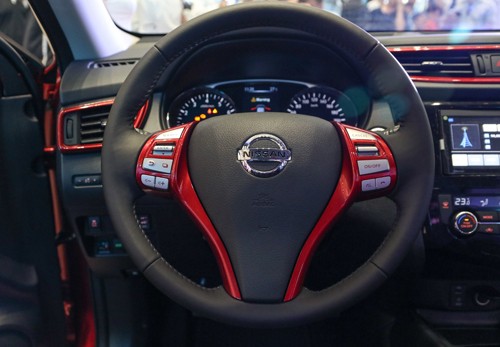 Nissan X-Trail bản giới hạn giá 933 triệu cho khách Việt ảnh 6