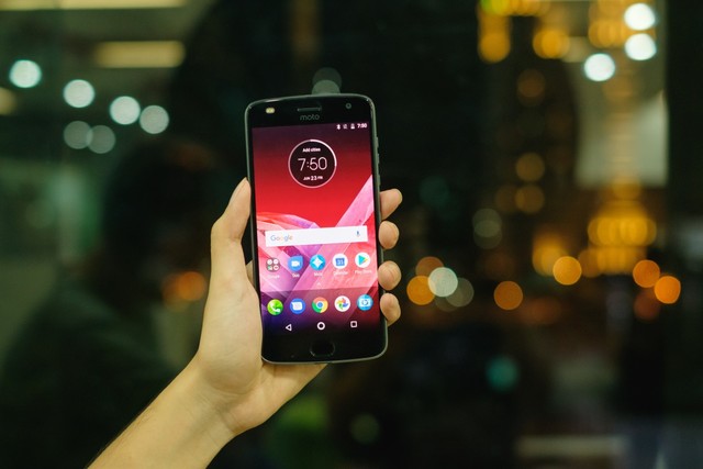 Motorola ra smartphone Android biến hình mới ảnh 1