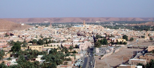 Những ốc đảo ấn tượng khắp thế giới ảnh 9