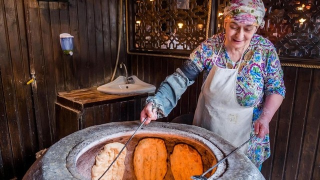 Cuộc sống ở 'hỏa diệm sơn' có thật trên thế giới ảnh 1