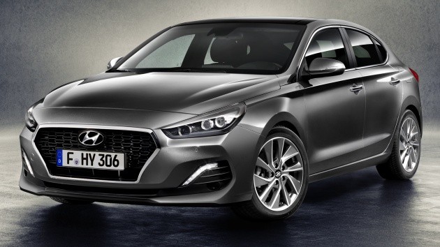 Hyundai tiếp tục làm mới i30 bằng bản Fastback ảnh 2