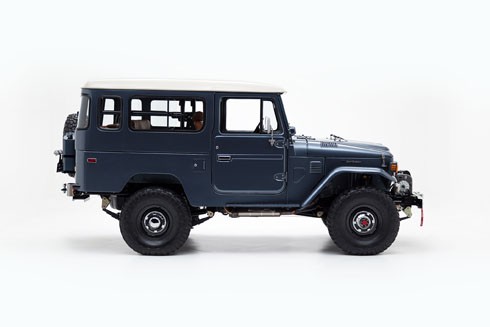 FJ40 Land Cruiser - xế phượt cổ điển Toyota thời hiện đại ảnh 2