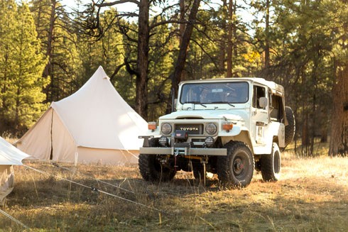 FJ40 Land Cruiser - xế phượt cổ điển Toyota thời hiện đại ảnh 3