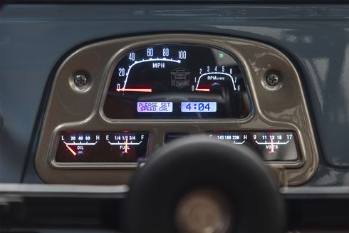 FJ40 Land Cruiser - xế phượt cổ điển Toyota thời hiện đại ảnh 5