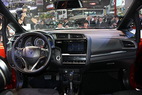 Honda Jazz 2017 - đối thủ mới của Toyota Yaris tại Việt Nam ảnh 4