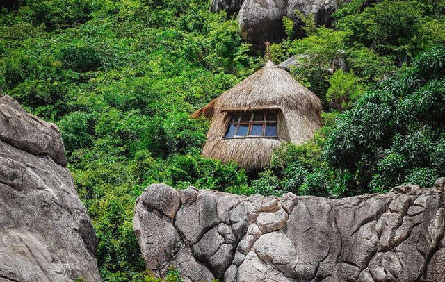 Lều tổ chim và nhà hang đá bên bờ vịnh Cam Ranh ảnh 4