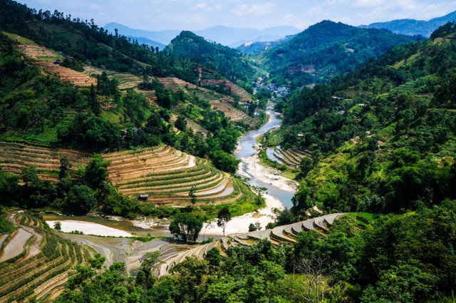 Chinh phục đỉnh Nàng Thi ảnh 1